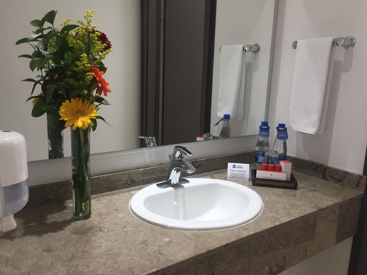 Best Western Calleja Suites Bogotá Eksteriør billede