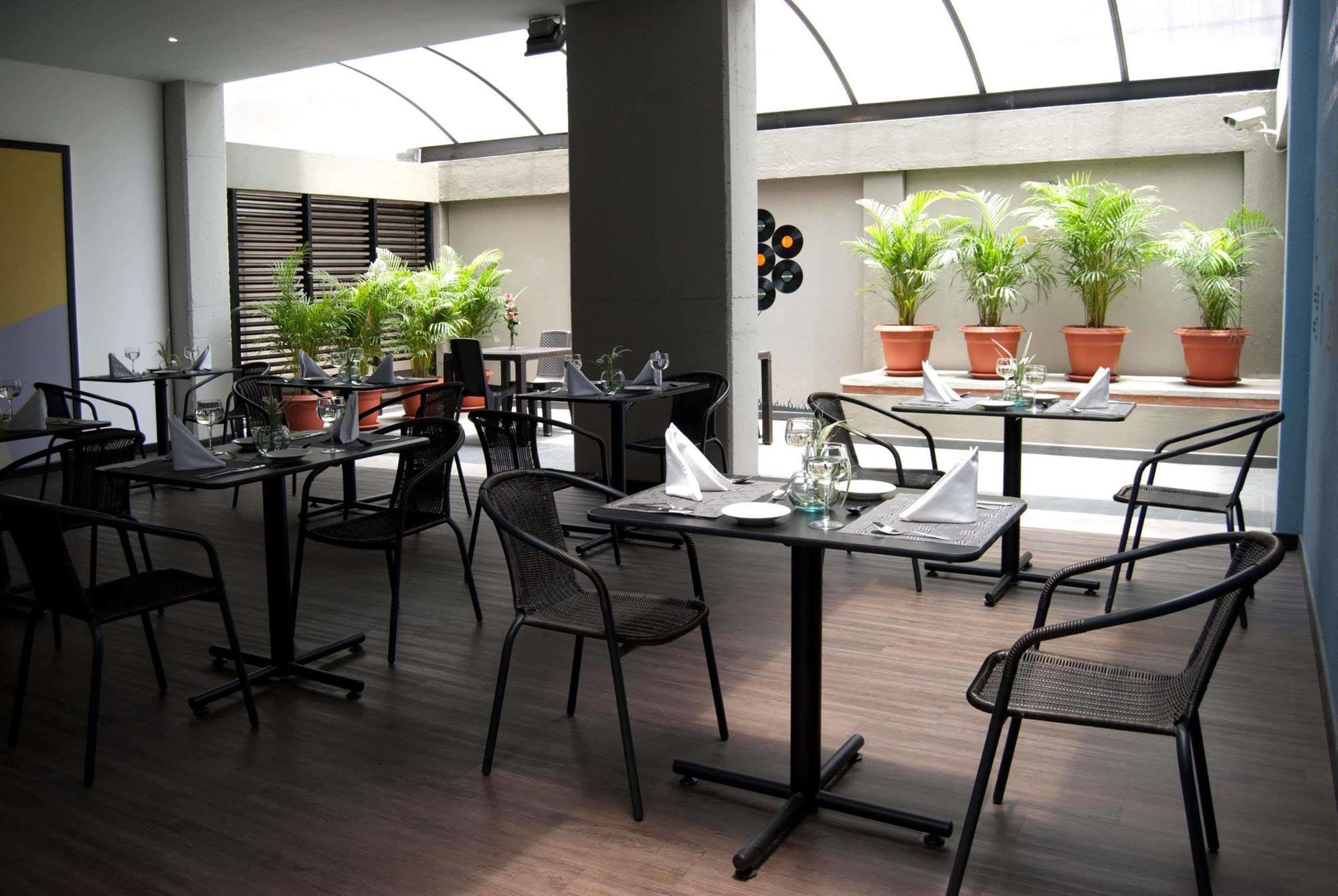 Best Western Calleja Suites Bogotá Eksteriør billede